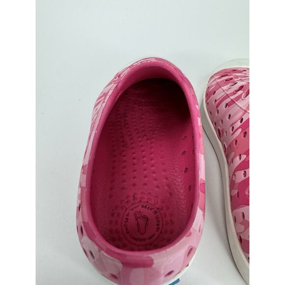 Native Jefferson Slip On Kids Size C7 18-24mo Pink Camo Waterproof Play Shoes - Picture 7 of 12
